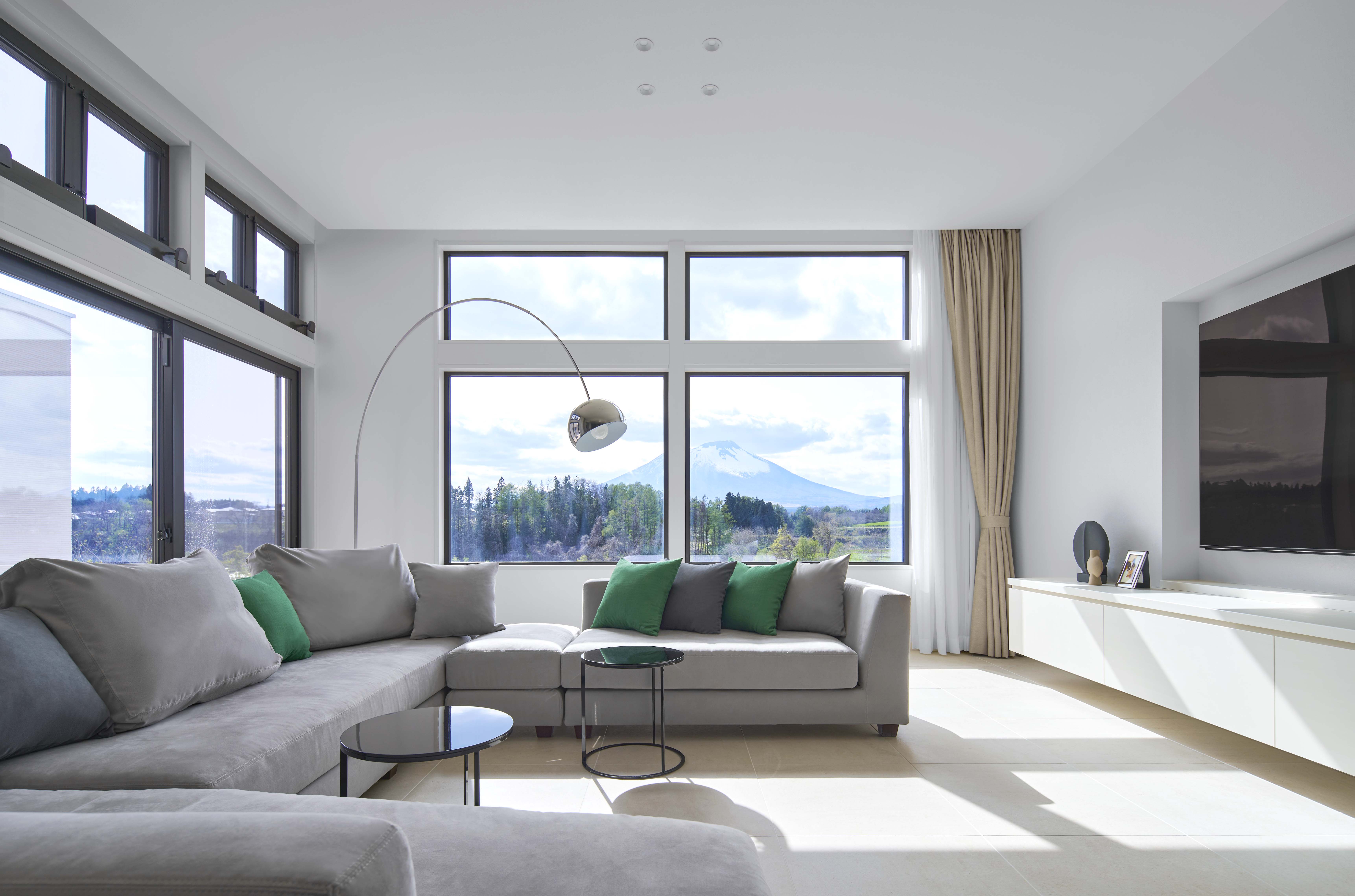 愛犬と伸びやかに楽しく暮らす心贅沢な日々 岩手山の雄姿を一望する眺めのいい住まい