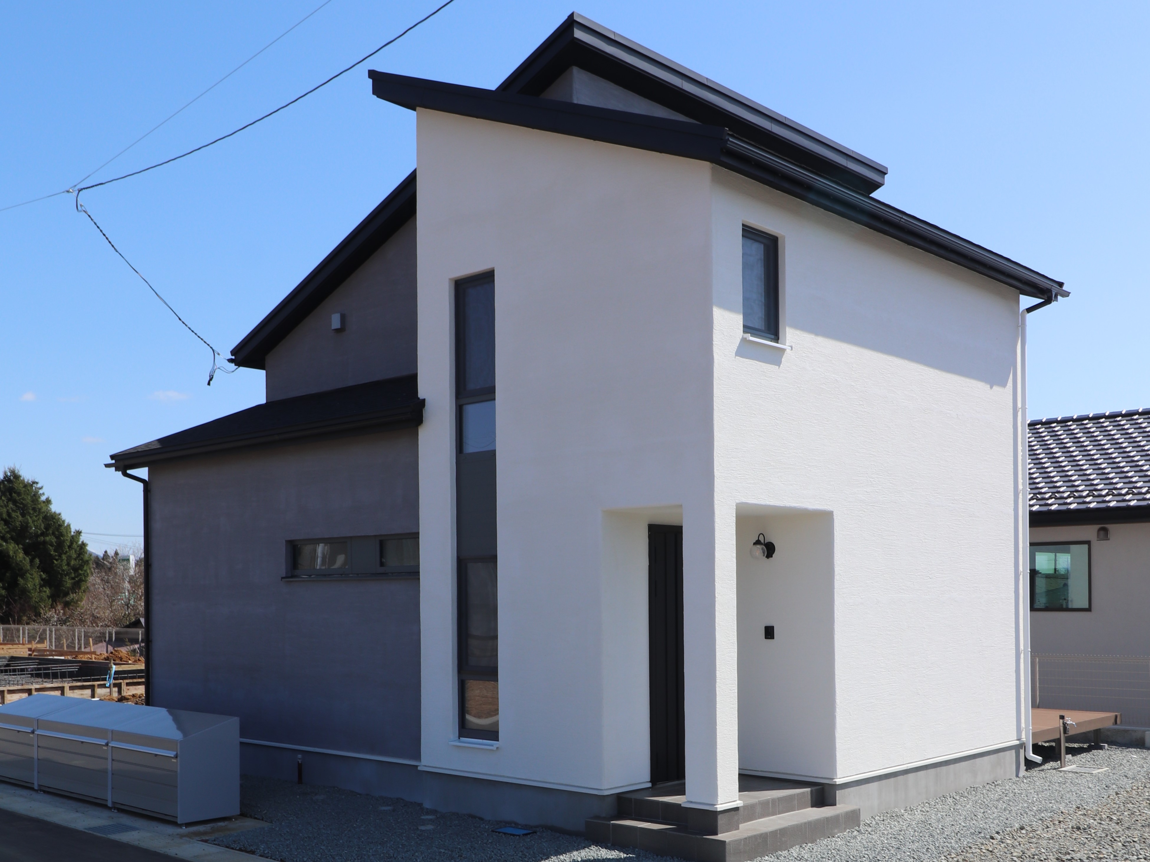 【外観】スタイリッシュなツートンカラー