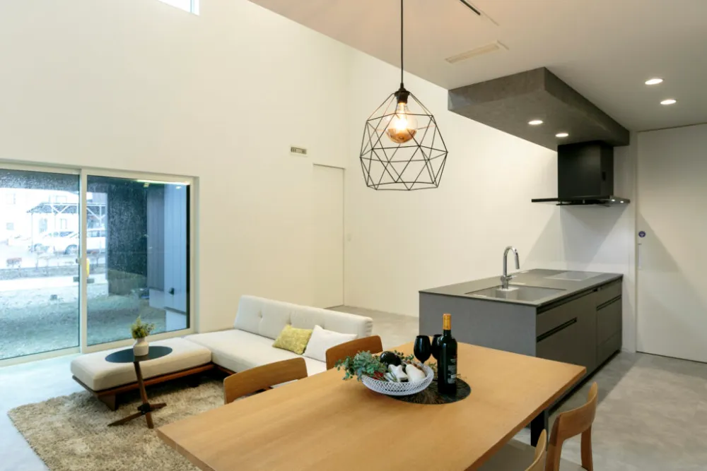 開放感溢れるリビングと家事動線を重視した家