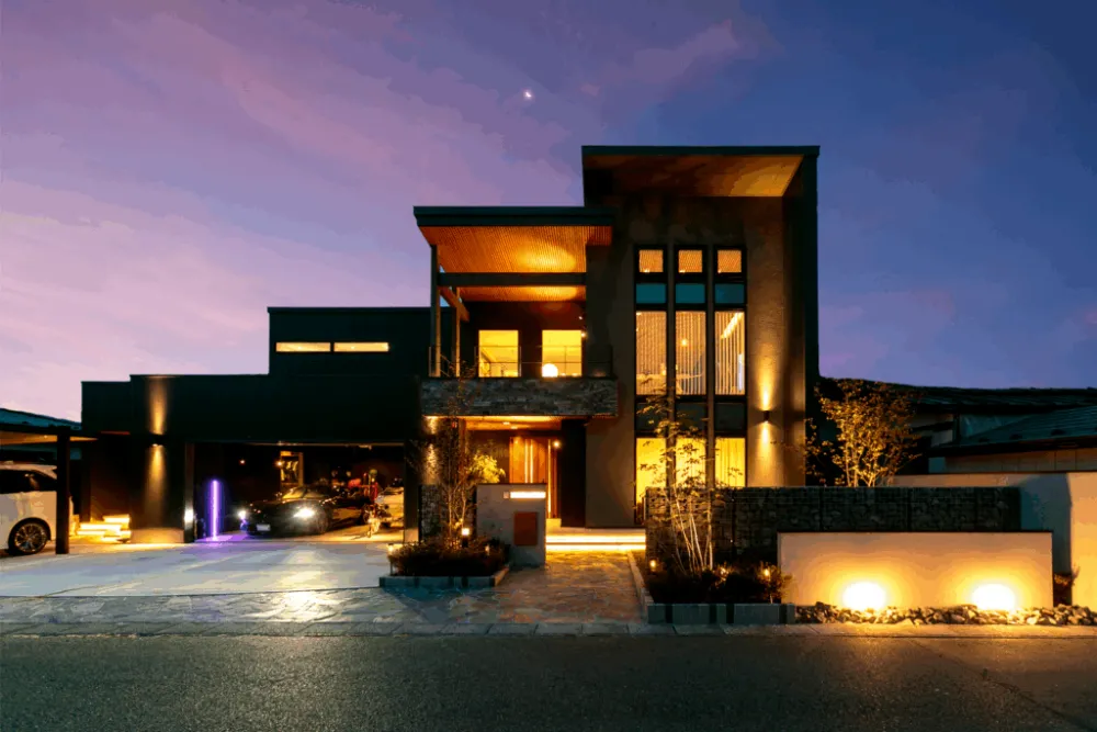 プレミアムライフスタイル ～煌く空間の中で暮らす理想の住まい～