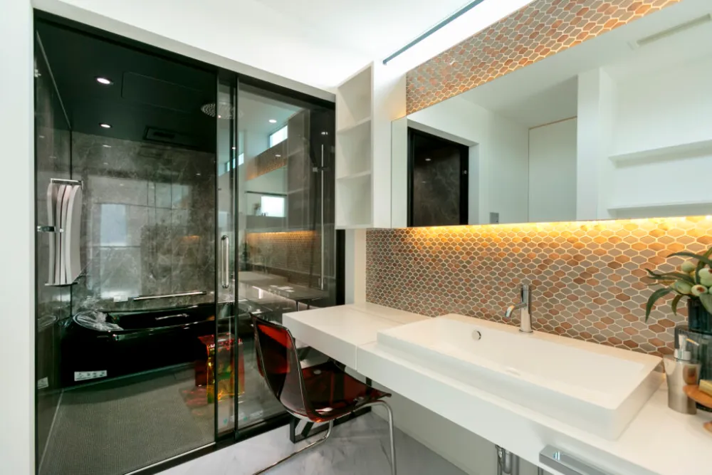 プレミアムライフスタイル ～煌く空間の中で暮らす理想の住まい～