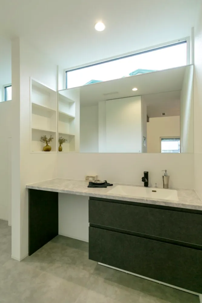 開放感溢れるリビングと家事動線を重視した家