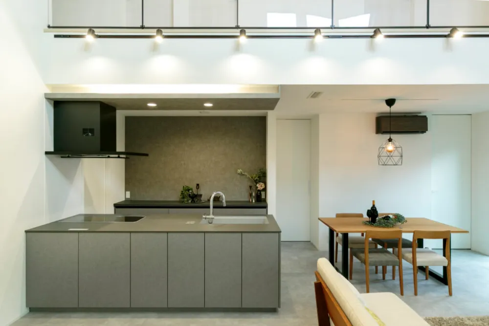 開放感溢れるリビングと家事動線を重視した家