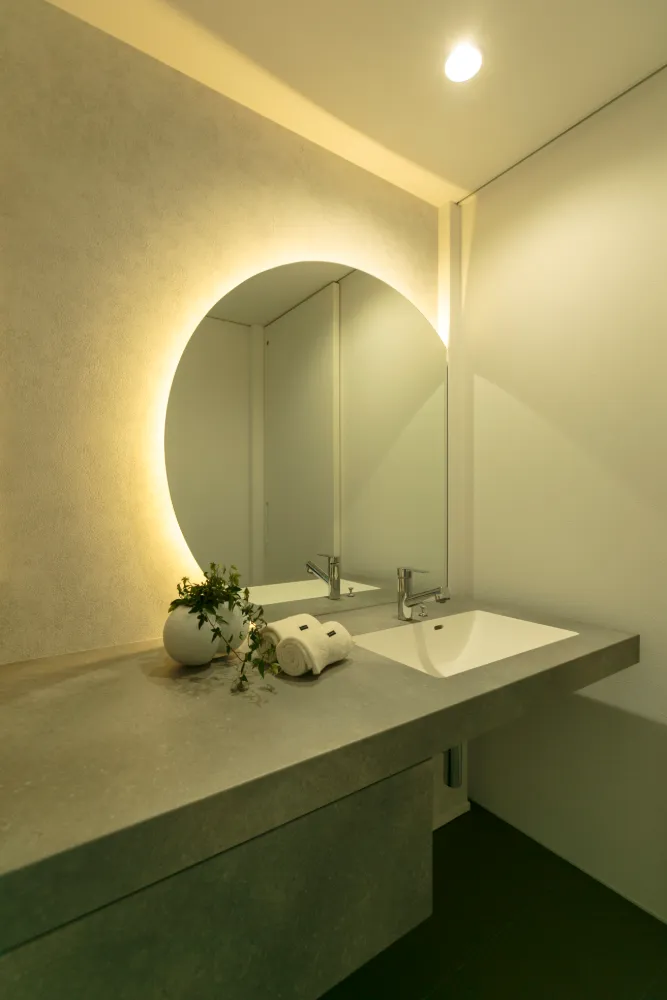 素材の優しさが生む、穏やかな暮らしの空間《W断熱標準仕様 断熱等級6》