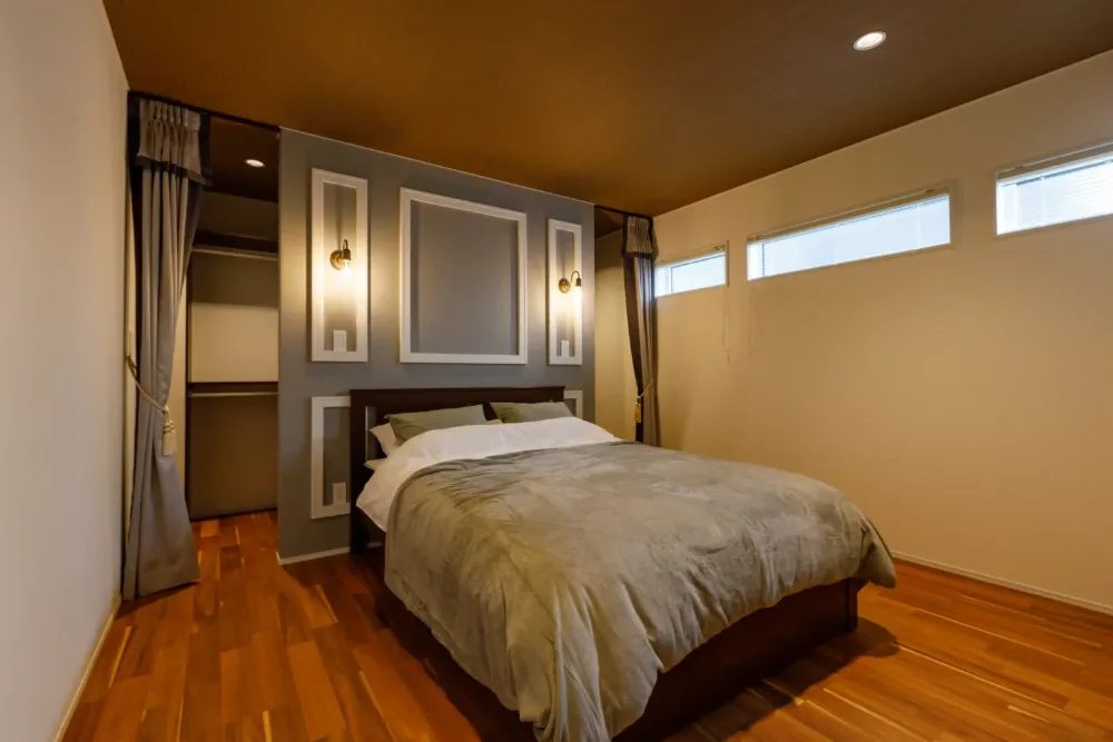 寝室のウォークインクローゼットはそれぞれ別々に