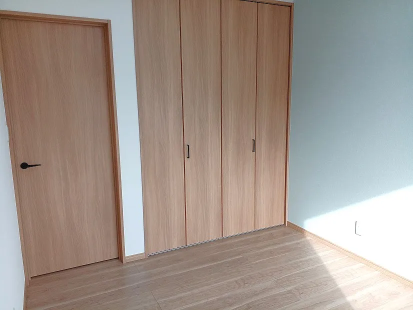 スタイリッシュな外覧と収納充実で暮らしが楽しくなる家