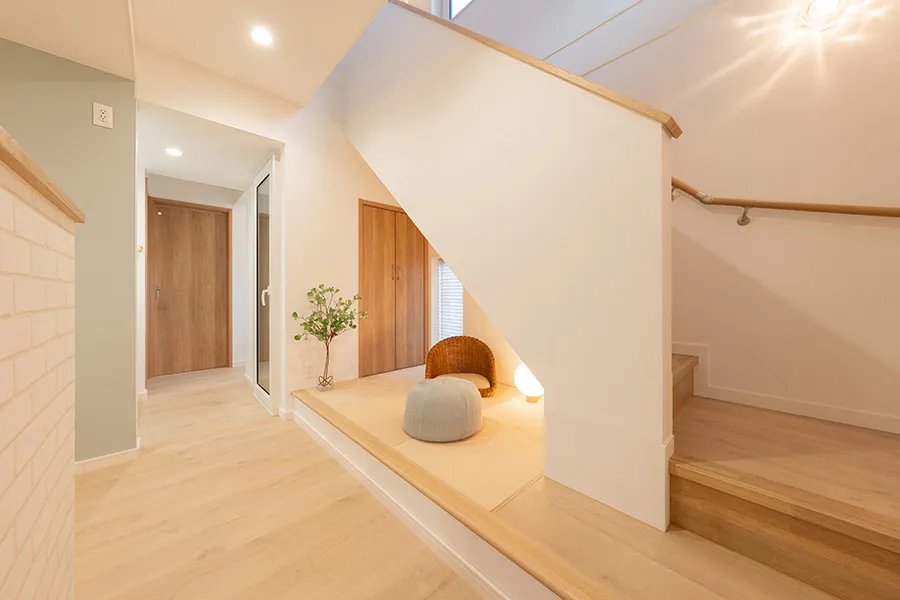 子育て世代に嬉しい、いつでも見守れるタタミコーナー