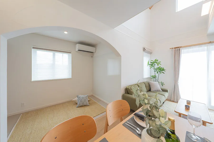 忙しい毎日を癒す、自然素材に包まれる安らぎの住まい