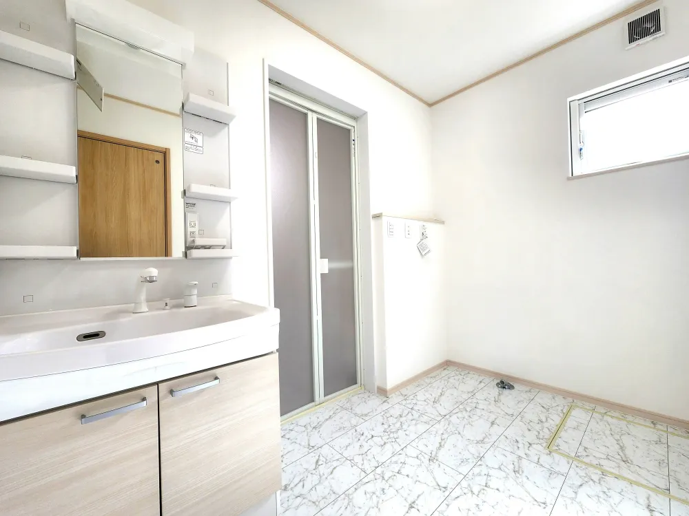 【ONとOFFバランスの取れた暮らしができる】中堤建売B棟