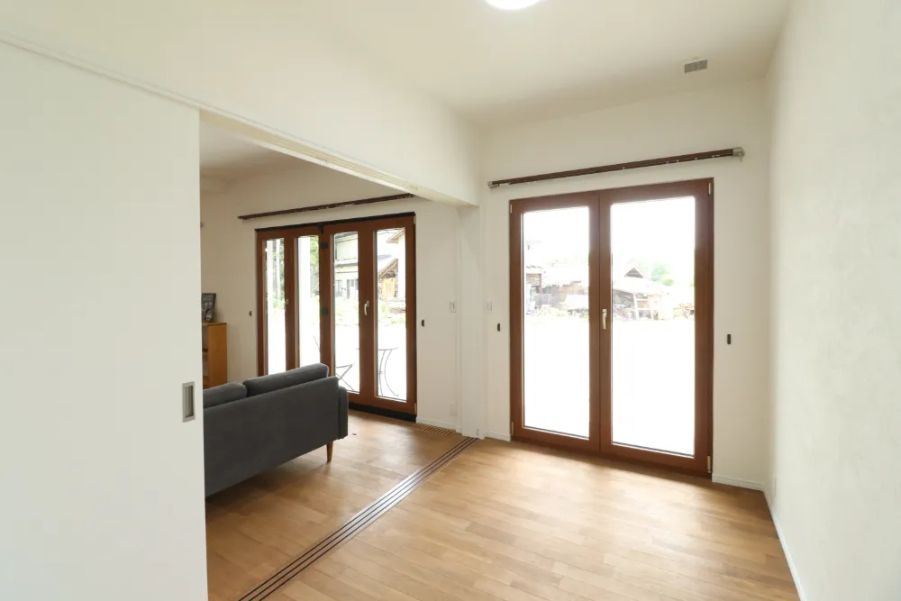 無暖房の家シリーズ　自然と寄り添い、自然に備える家