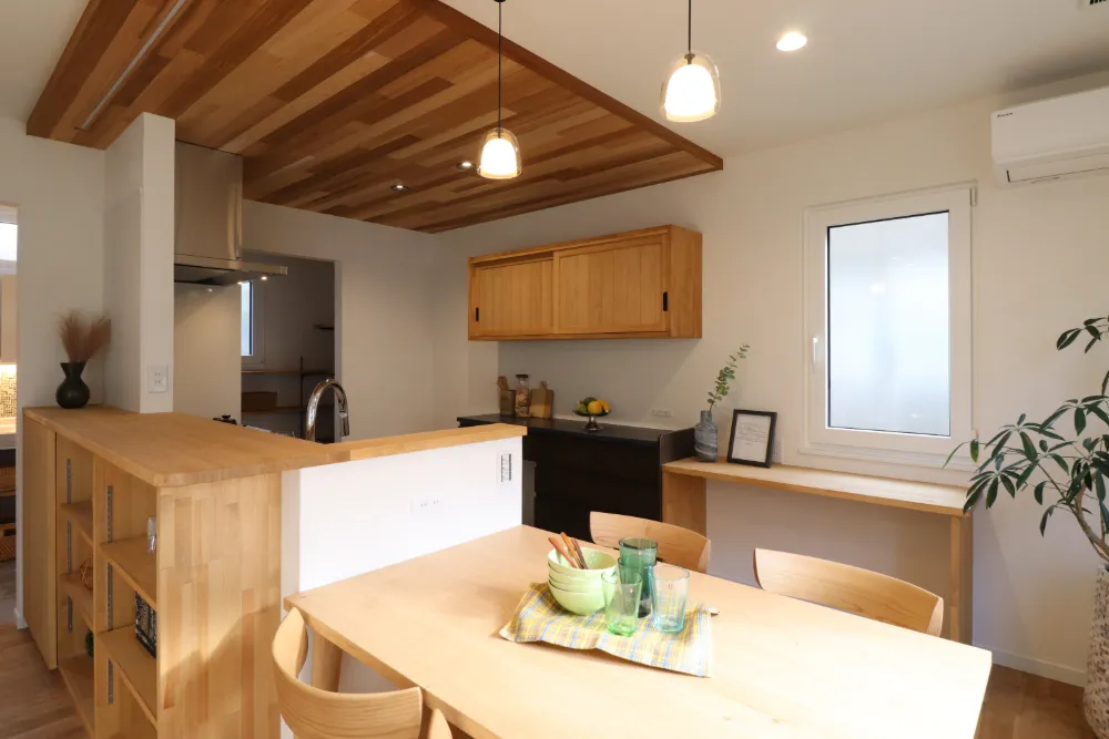 Q4.前のお住まいと比べて、光熱費の変化はありますか？