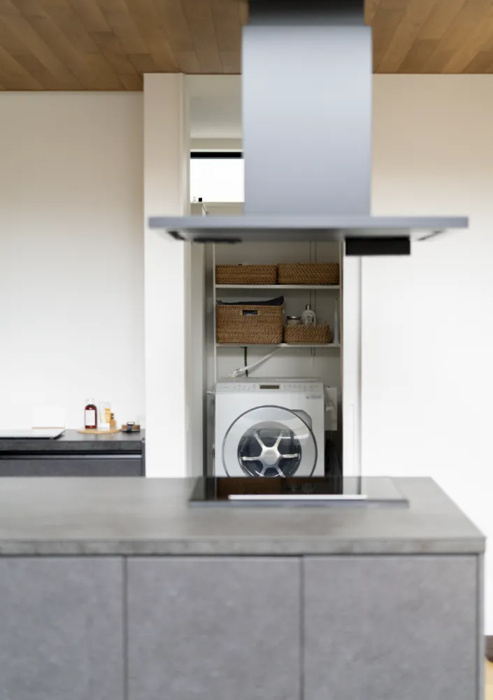 大開口と無柱リビングの開放感。 思いがけない自由を感じられる家