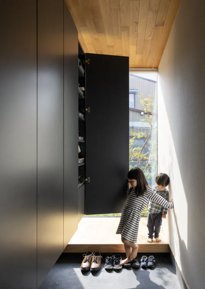 大開口と無柱リビングの開放感。 思いがけない自由を感じられる家