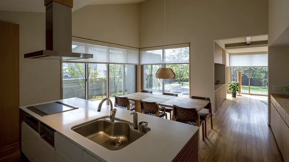 自然と空間が つながる家