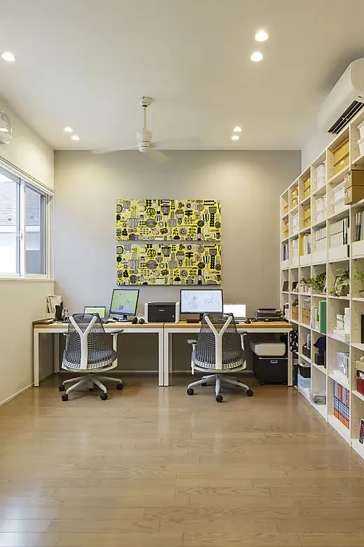 子育ても仕事も充実 自分らしい感性を表現した二世帯住宅