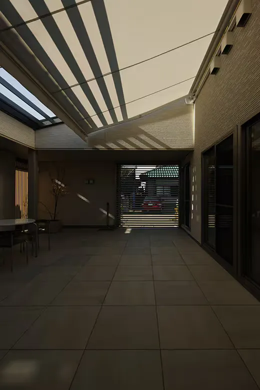 家族のための中庭、「間」を設けた平屋空間