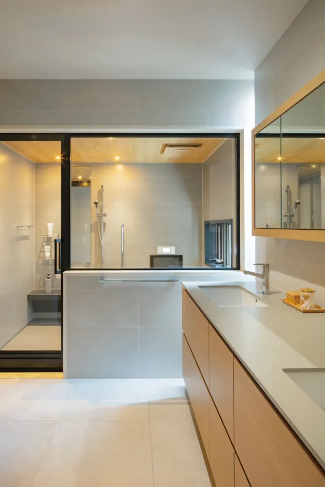 こだわりの素材をちりばめたホテルライクな家