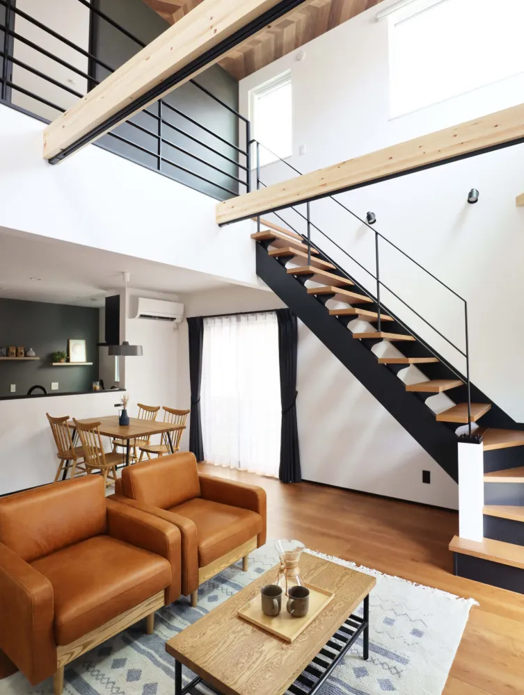 見守りやすさと開放感を叶える、子育て世代のための家