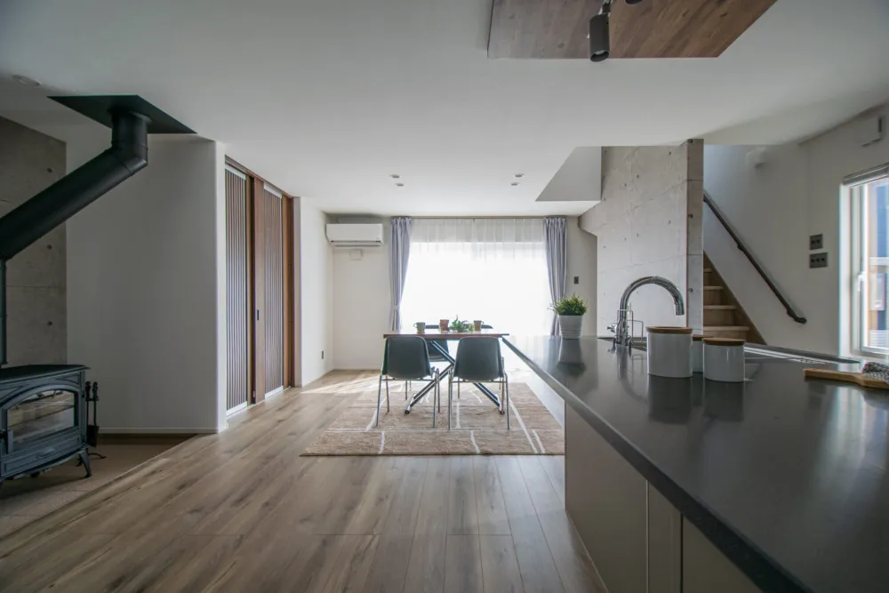 薪ストーブ×家事ラク動線の最強間取りの家