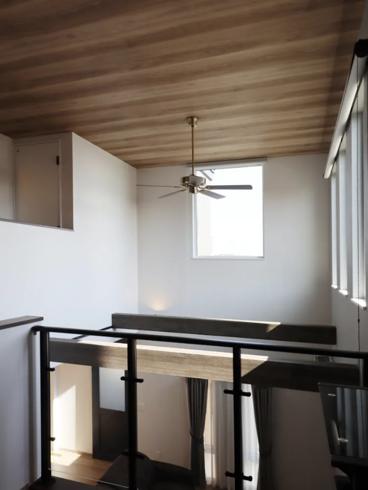 立体的な空間設計が生む、スキップフロアの家