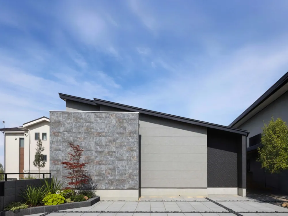 優雅に暮らす、贅沢な平屋