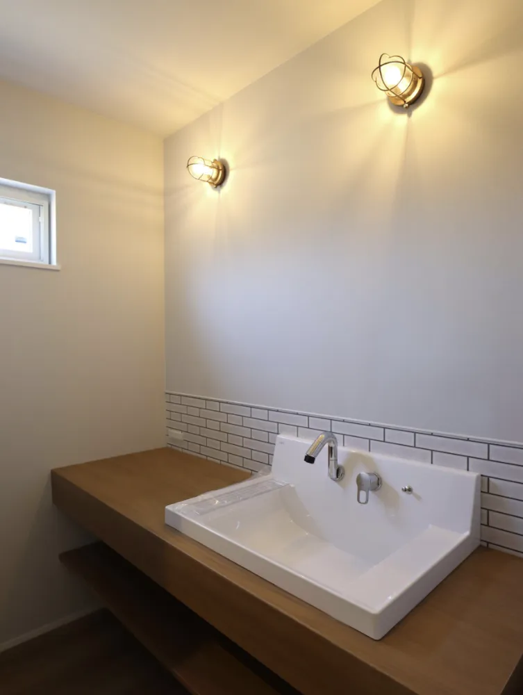 ダウンフロア×スキップフロアの家