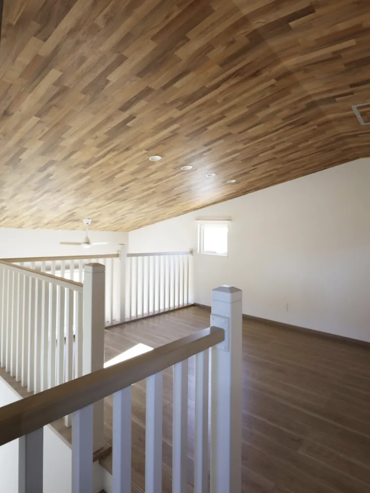 平屋みたいに暮らせる、見守りキッチンのある半平屋の家