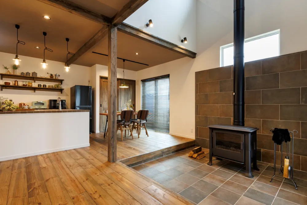 薪ストーブのあるカフェのようなお家　5/9-10