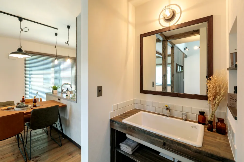 広いテラスと土間空間で、趣味を満喫する暮らし