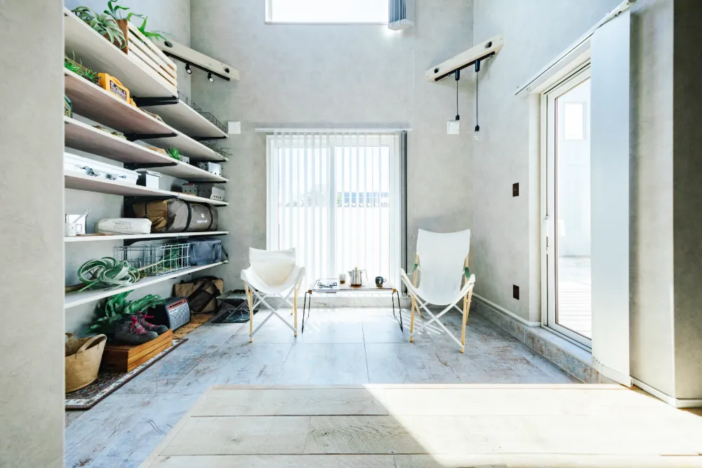 野遊びを感じる山荘のような家