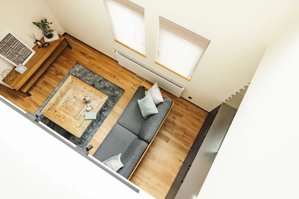 テントも干せる広い土間と便利なシンク